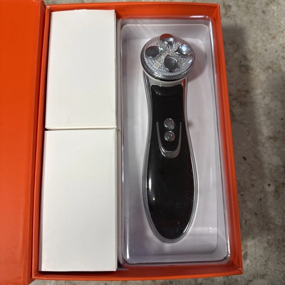 Face Red & Blue Light 4 In 1 Radio Frequency Hand Held Device with Charger